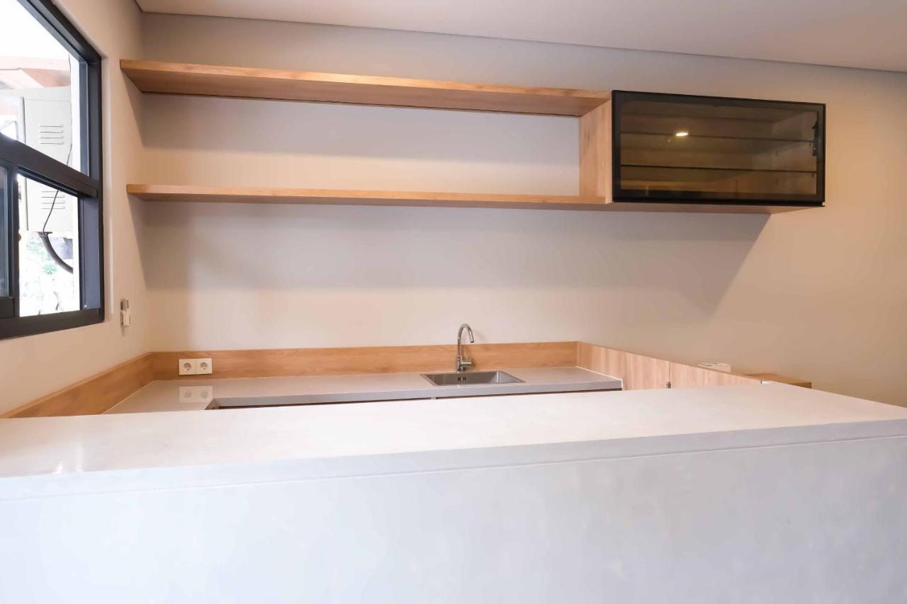 M Cabin Karawaci Binong Экстерьер фото