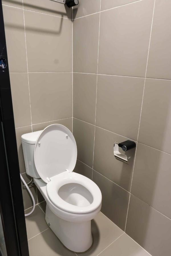 M Cabin Karawaci Binong Экстерьер фото